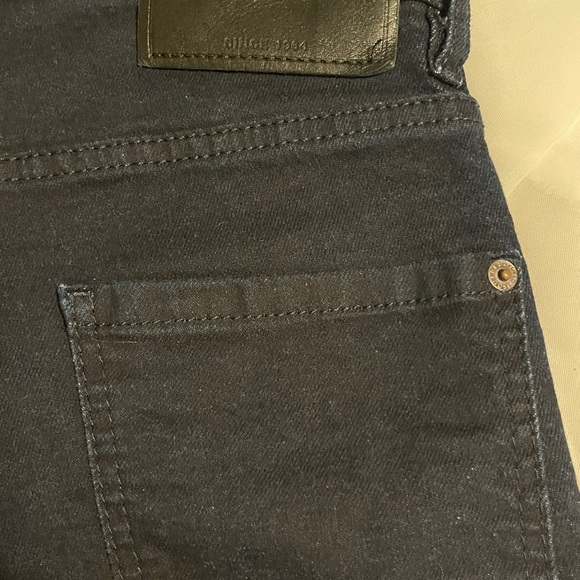 Dsquared2 buttonfly jeans this is an Italian size very high end quality design - Picture 9 of 11